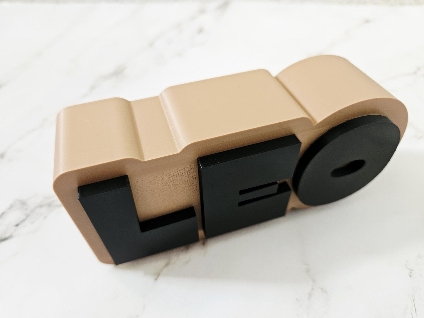Personalized 3D Printed Name Plate – Modern Desk Sign, Office Decor